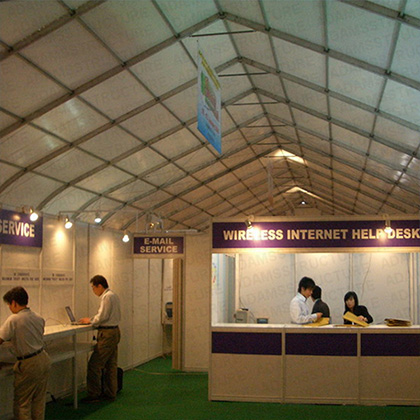 Curve Tent